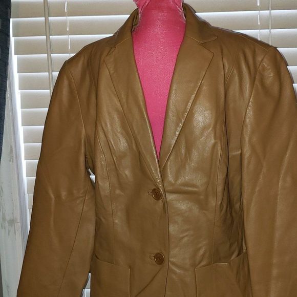 FINITY STUDIO WOMENS GENUINE BUTTON LINED LEATHER JACKET SMALL - Picture 1 of 4